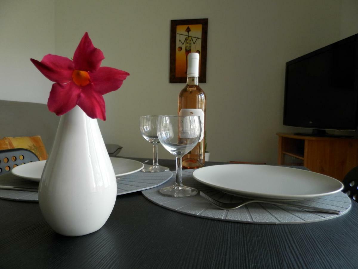Les Pins . 2 P Calme Et Terrasse Apartment Nice Ngoại thất bức ảnh